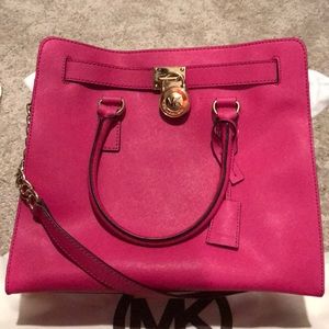 Michael Kors large NS tote